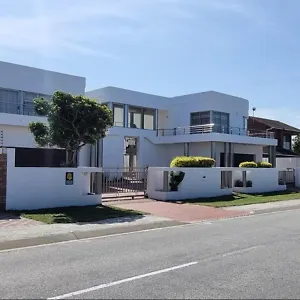 Pensión Martha's, Puerto Elizabeth