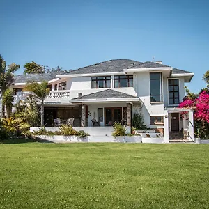 Bed & Breakfast Hallack Manor, Port Elizabeth