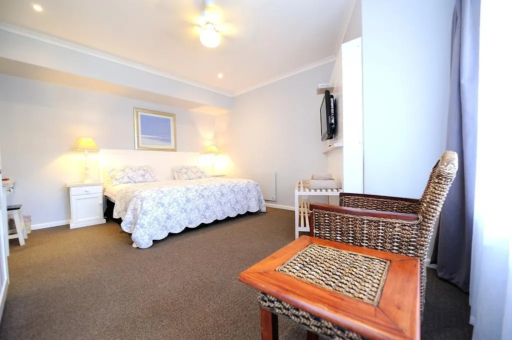 Beachwalk Bed And Breakfast - #Solar Energy #No Loadshedding Port Elizabeth Bed & Breakfast