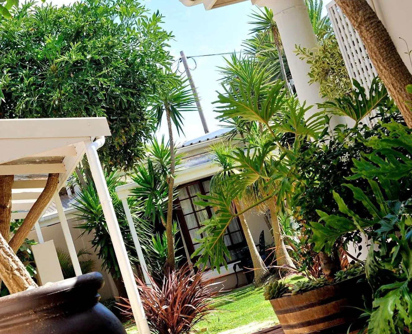 Bed & Breakfast Beachwalk Bed And Breakfast - #Solar Energy #No Loadshedding Port Elizabeth
